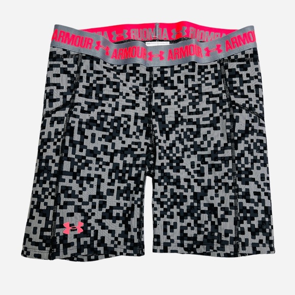 Under Armour Strike Zone Slider Women's Softball Shorts Gray/Black Size M - Picture 3 of 7